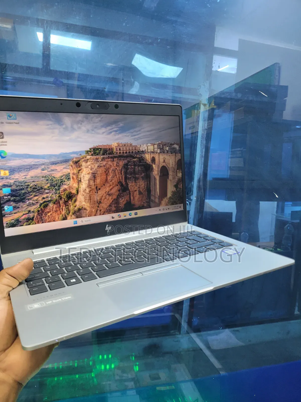 New Laptop HP EliteBook 840 8GB Intel Core i5 SSD 512GB