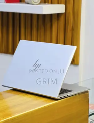 New Laptop HP EliteBook 840 G9 16GB Intel Core i7 SSD 512GB