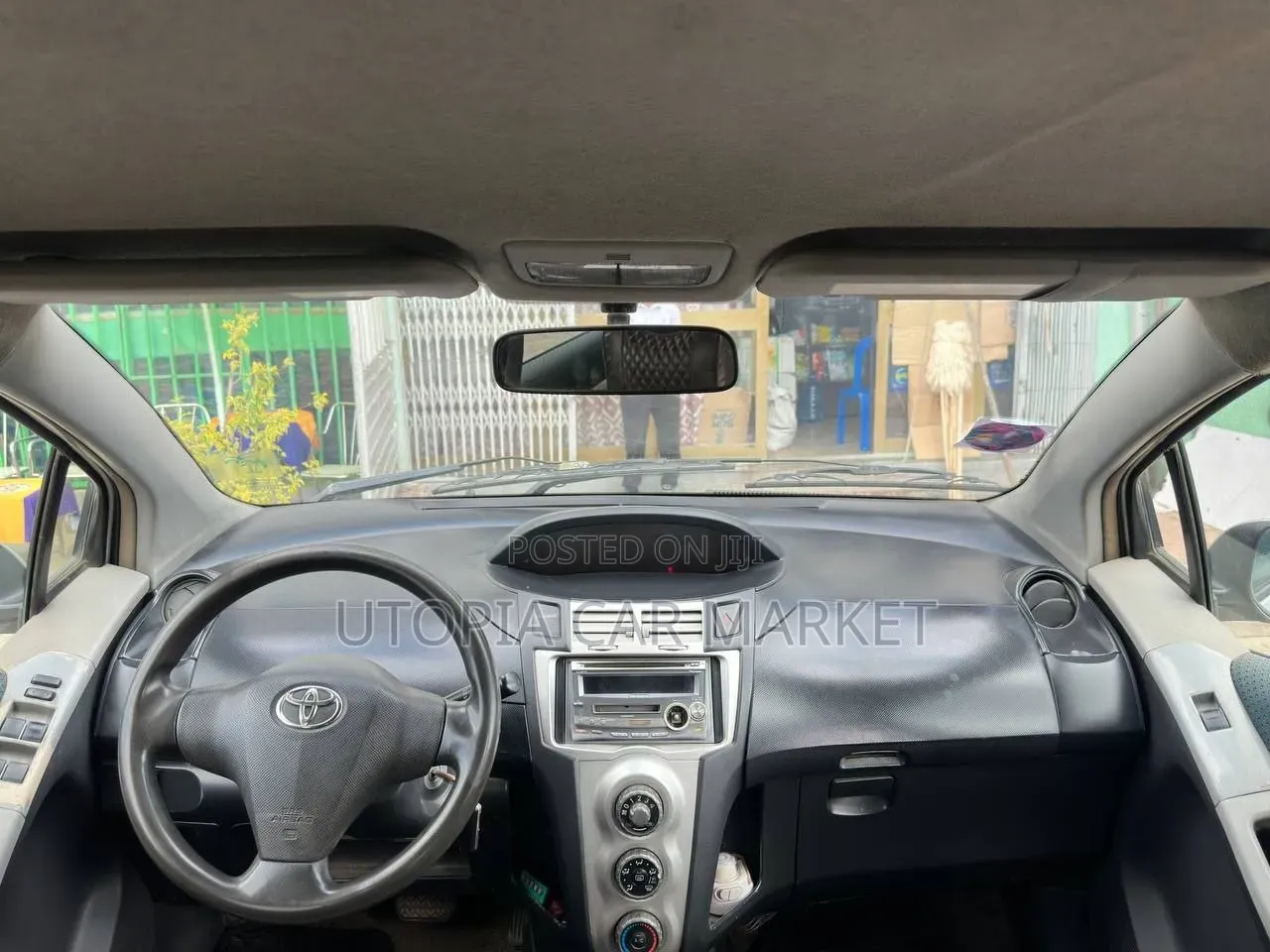 Toyota Yaris 2005