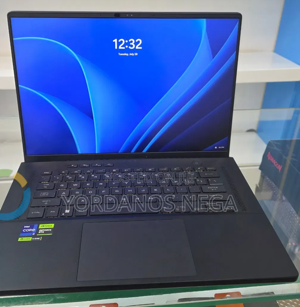 New Laptop Asus ROG Zephyrus G15 16GB Intel Core i9 SSD 1T