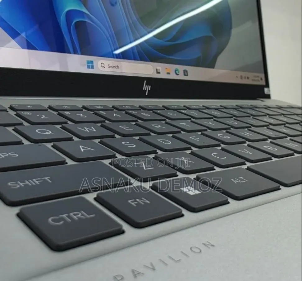 New Laptop HP Pavilion 14 32GB AMD Ryzen 7 SSD 1T