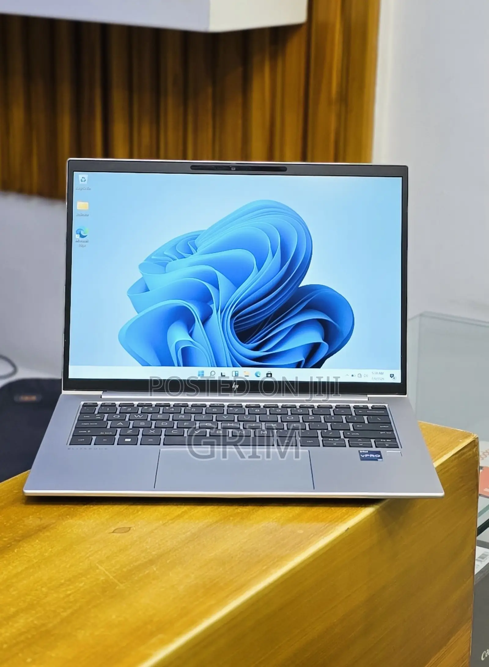 New Laptop HP EliteBook 840 G10 16GB Intel Core i7 SSD 512GB