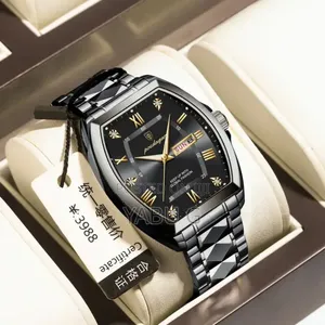 Poedagar a Tonneau-Shaped (Wine Barrel) Men's Quartz Wristwatch