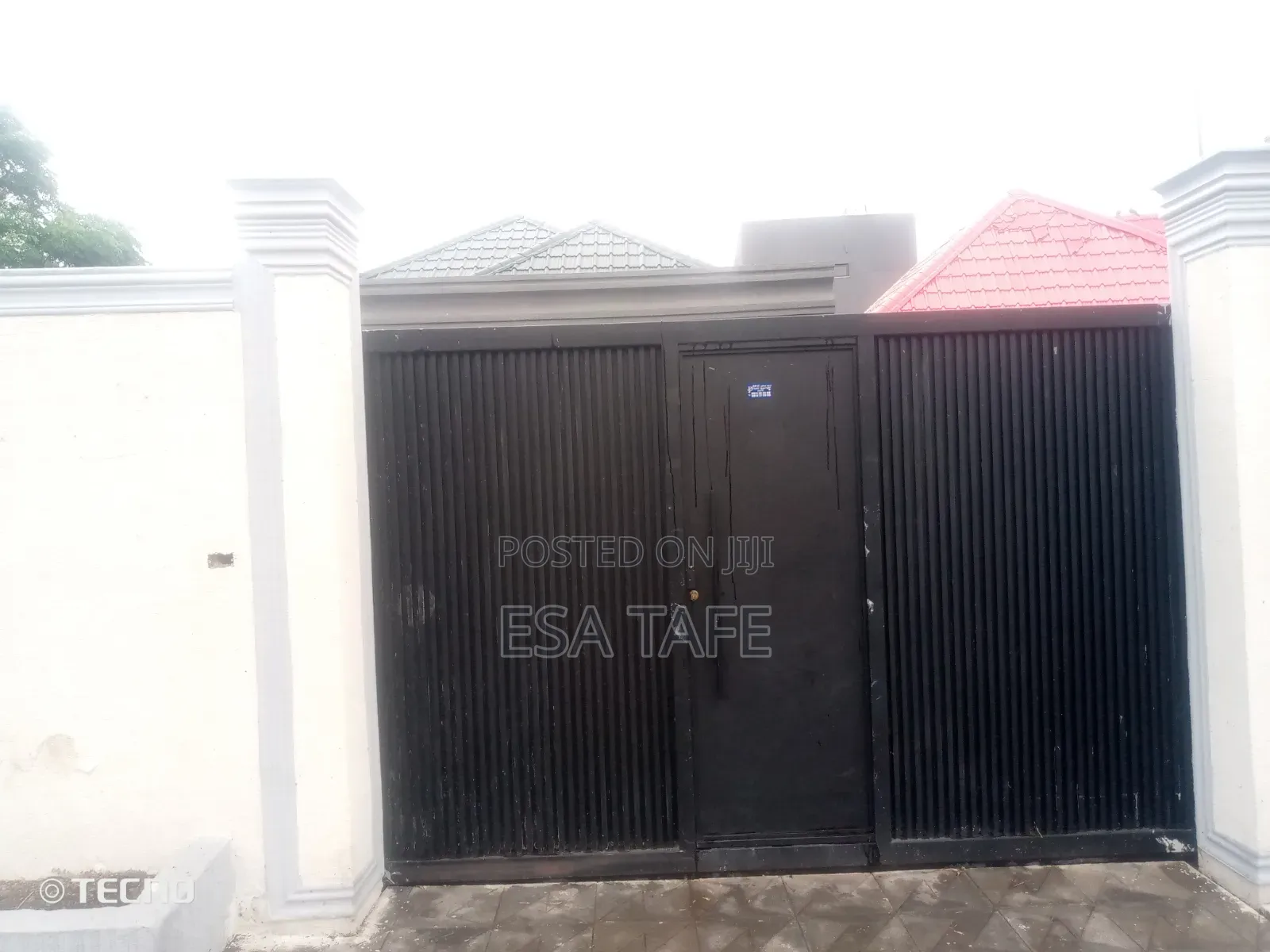 5bdrm Villa in አቃቂ ቃሊቲ, Akaky Kaliti for sale