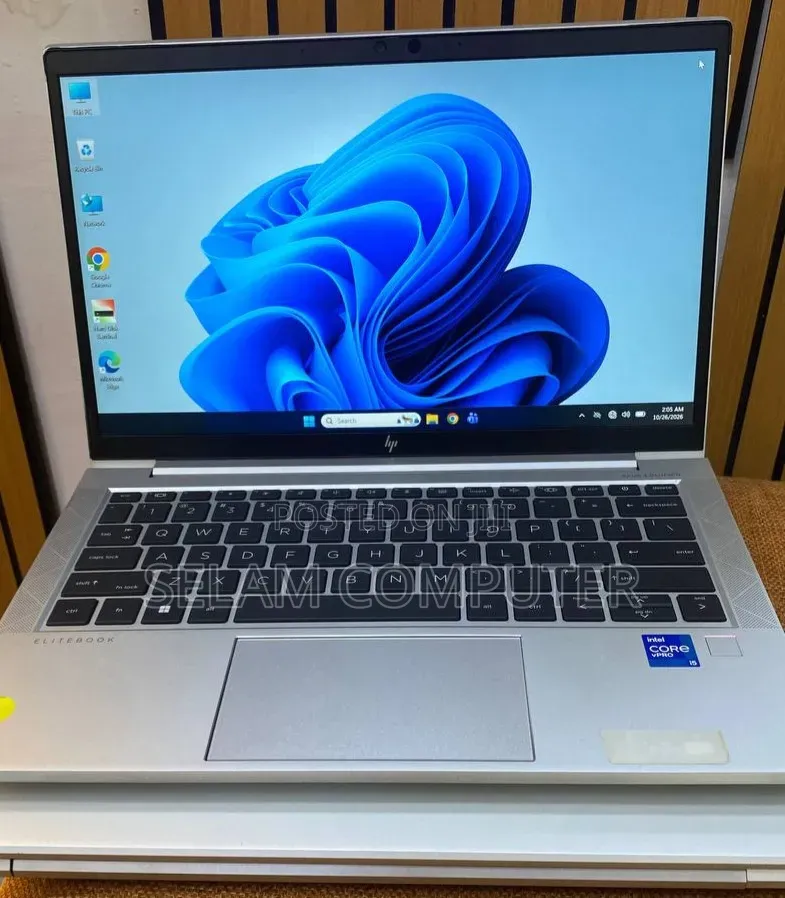 New Laptop HP EliteBook 830 G8 16GB Intel Core i5 SSD 512GB
