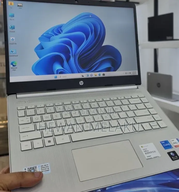 New Laptop HP Stream Notebook 16GB Intel Core i5 SSD 512GB