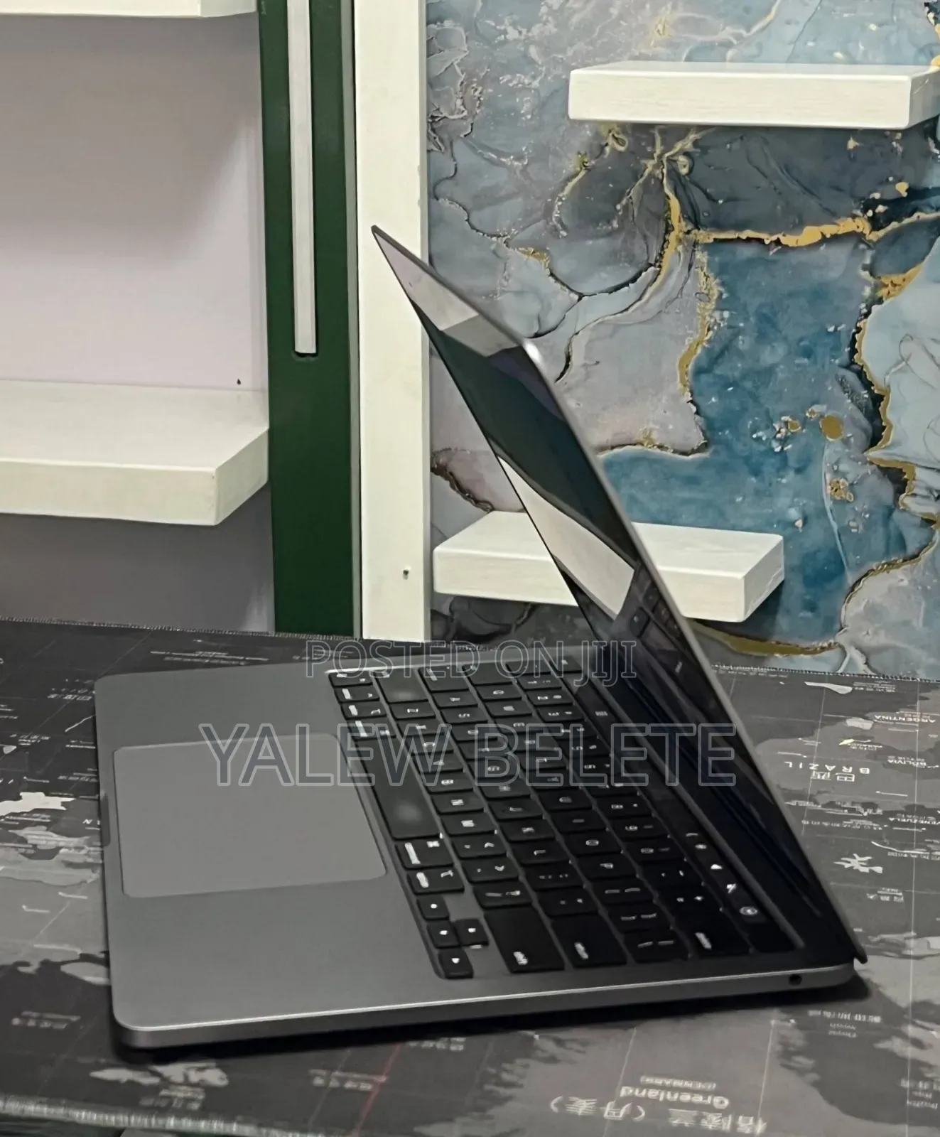 New Laptop Apple MacBook Pro 2020 M1 8GB Apple M1 Pro SSD 512GB