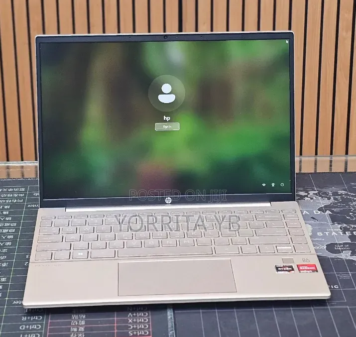 New Laptop HP Pavilion 13 16GB AMD Ryzen 5 SSD 512GB