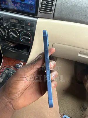 New Apple iPhone 13 128 GB Blue
