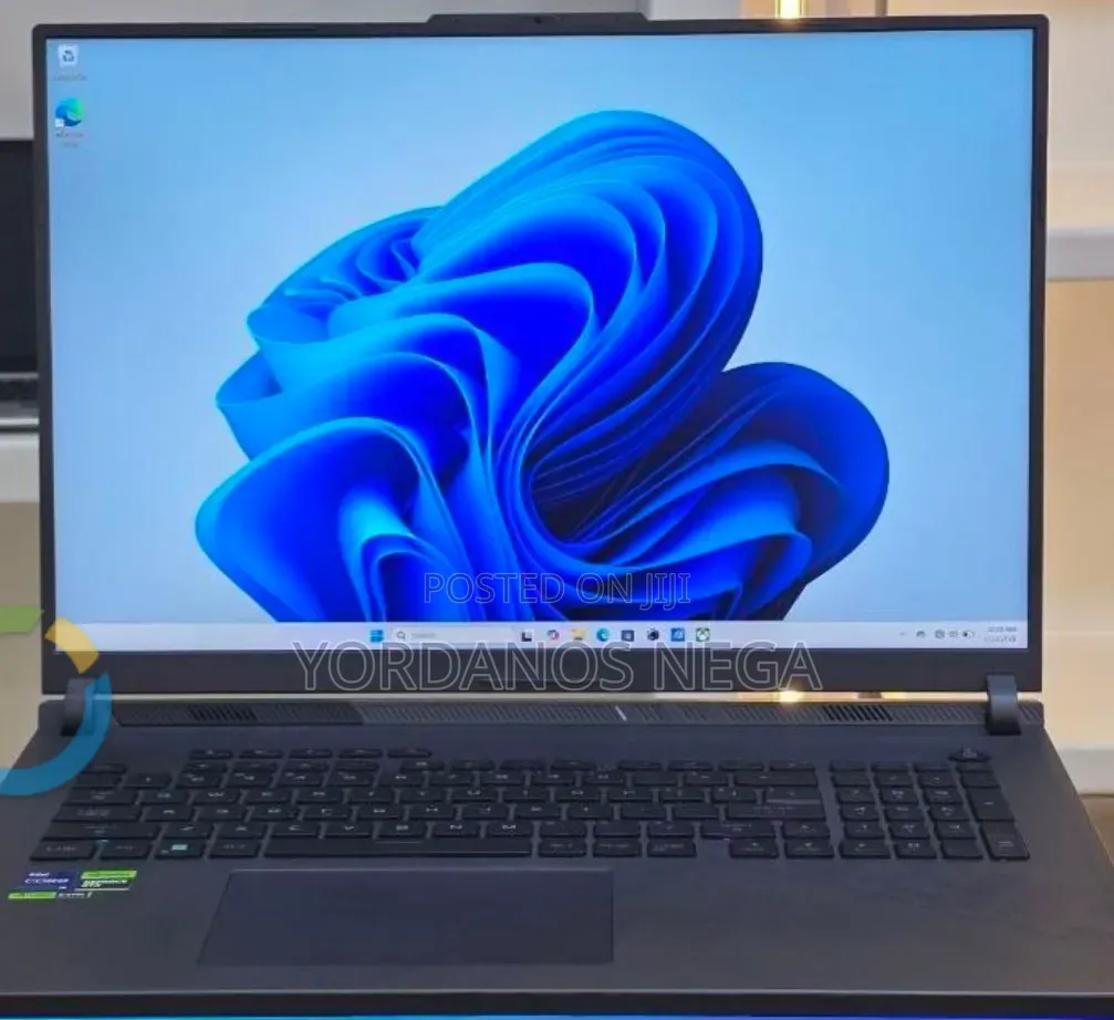 New Laptop Asus ROG Strix G18 40GB Intel Core i9 SSD 1T