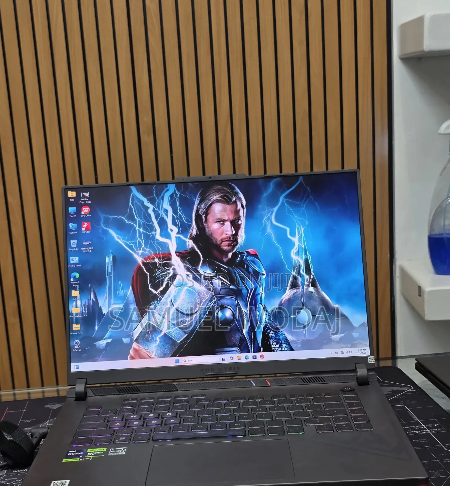 New Laptop Asus ROG Strix G15 16GB Intel Core i9 SSD 1T