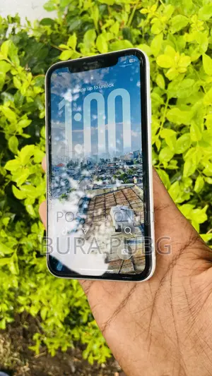 New Apple iPhone 11 64 GB White