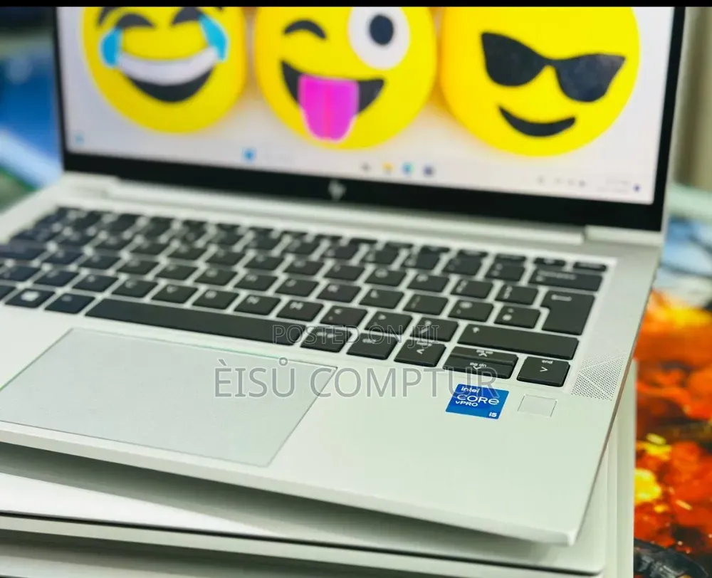 New Laptop HP EliteBook 830 G8 8GB Intel Core i5 SSD 512GB