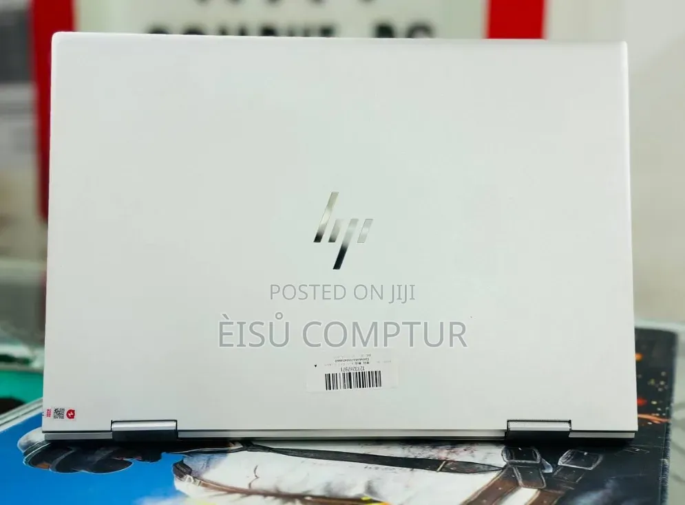 New Laptop HP Envy x360 8GB Intel Core i7 SSD 512GB