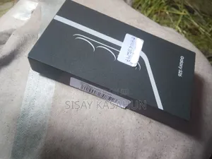 New Samsung Galaxy s26 256 GB