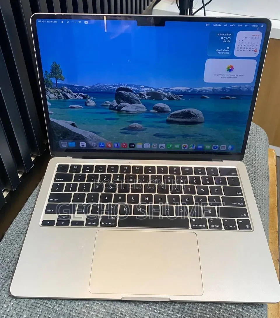 New Laptop Apple MacBook Air 2022 M2 16GB Apple M2 SSD 1T
