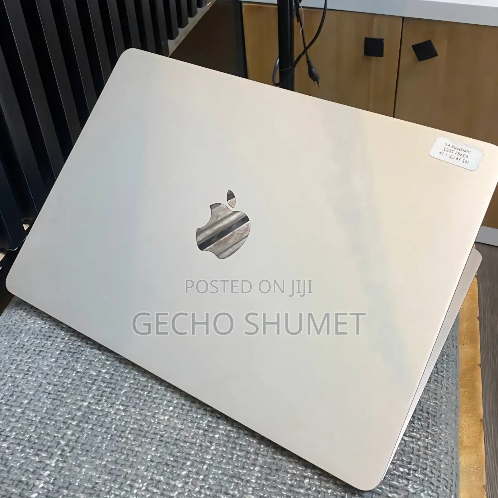 New Laptop Apple MacBook Air 2022 M2 16GB Apple M2 SSD 1T