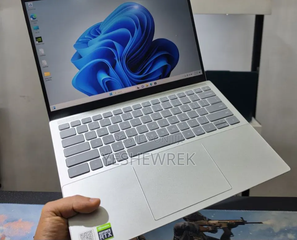 New Laptop Dell Precision 5540 16GB Intel Core i7 SSD 512GB