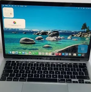New Laptop Apple MacBook 2020 16GB Intel Core i7 SSD 512GB