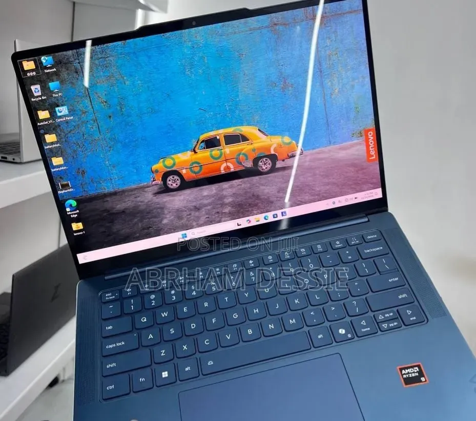 New Laptop Lenovo 32GB Intel Core Ultra 9 SSD 1T