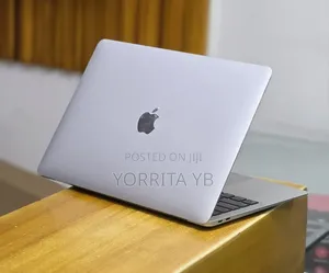 New Laptop Apple MacBook Pro 2021 M1 8GB SSD 256GB