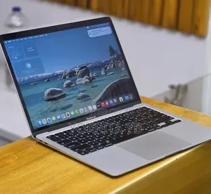 New Laptop Apple MacBook Pro 2021 M1 8GB SSD 256GB