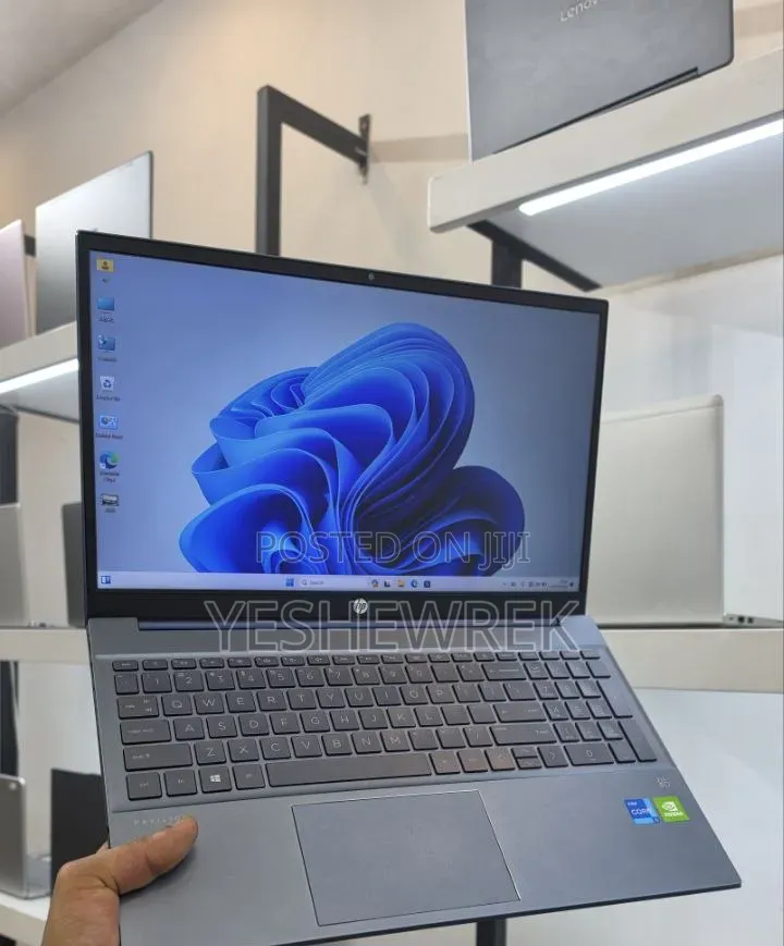 New Laptop HP Pavilion 15 16GB Intel Core i5 SSD 512GB