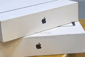 New Laptop Apple MacBook Air 2026 M5 16GB Apple M5 SSD 512GB