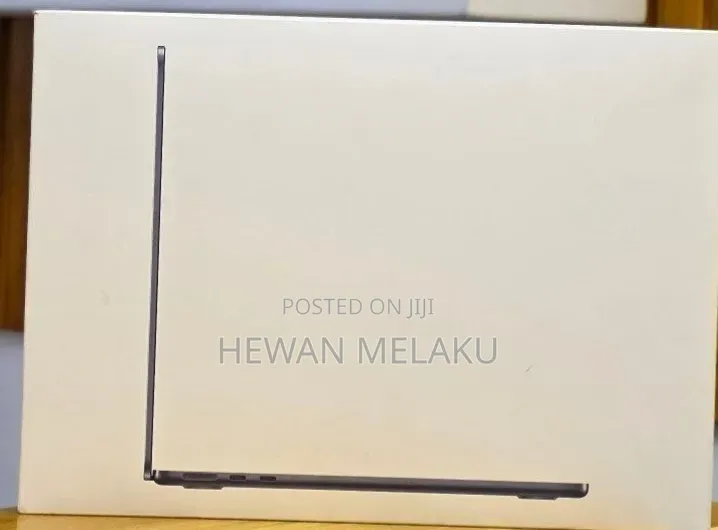New Laptop Apple MacBook Air 2026 M5 16GB Apple M5 SSD 512GB