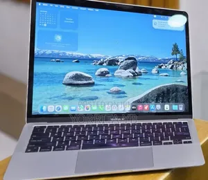 New Laptop Apple MacBook Pro 2021 M1 8GB SSD 256GB