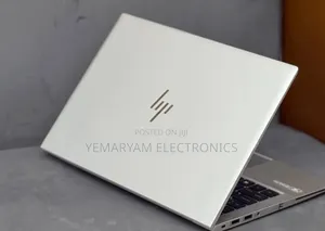 New Laptop HP EliteBook 830 G8 8GB Intel Core i5 SSD 512GB