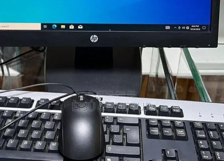 New Desktop Computer HP 280 G3 8GB Intel Core i3 SSD 500GB