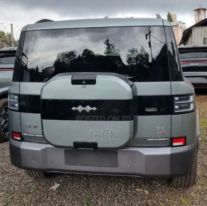 New BYD Leopard 7 2026 Gray