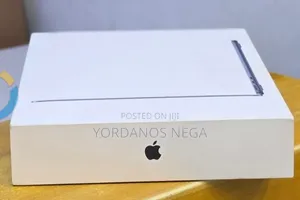 New Laptop Apple MacBook Air 2026 M5 16GB Apple M5 SSD 512GB