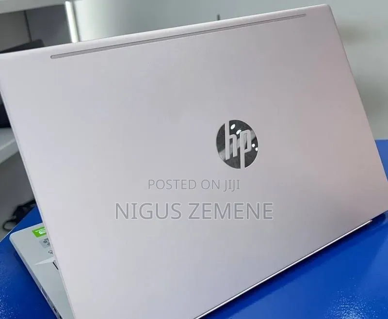 New Laptop HP Pavilion 15 8GB Intel Core i5 SSD 512GB