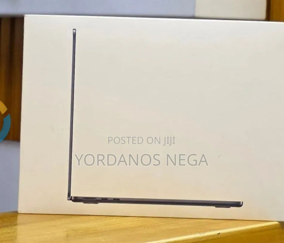 New Laptop Apple MacBook Air 2026 M5 16GB Apple M5 SSD 512GB