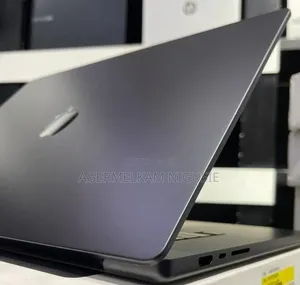 New Laptop Apple MacBook Air 2025 M4 16GB Intel Core Ultra 7 SSD 512GB