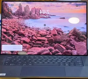 New Laptop Dell Precision 5550 16GB Intel Core i7 SSD 512GB
