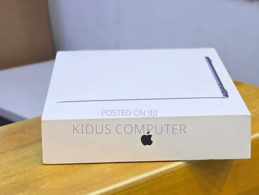 New Laptop Apple MacBook Air 2026 M5 16GB Apple M5 SSD 512GB