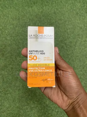  La Roche-Posay Anthelios UVMune 400 Fluid SPF 50+ 