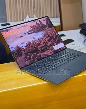 New Laptop Dell Precision 5550 16GB Intel Core i7 SSD 512GB