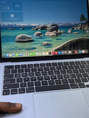 New Laptop Apple MacBook Air 2025 M4 16GB Apple M4 SSD 512GB