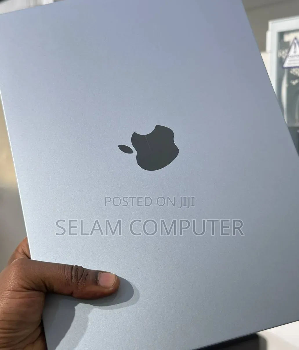 New Laptop Apple MacBook Air 2025 M4 16GB Apple M4 SSD 512GB