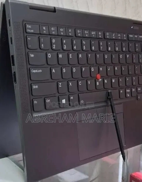 New Laptop Lenovo ThinkPad X1 Yoga Gen 8 32GB Intel Core i7 SSD 512GB