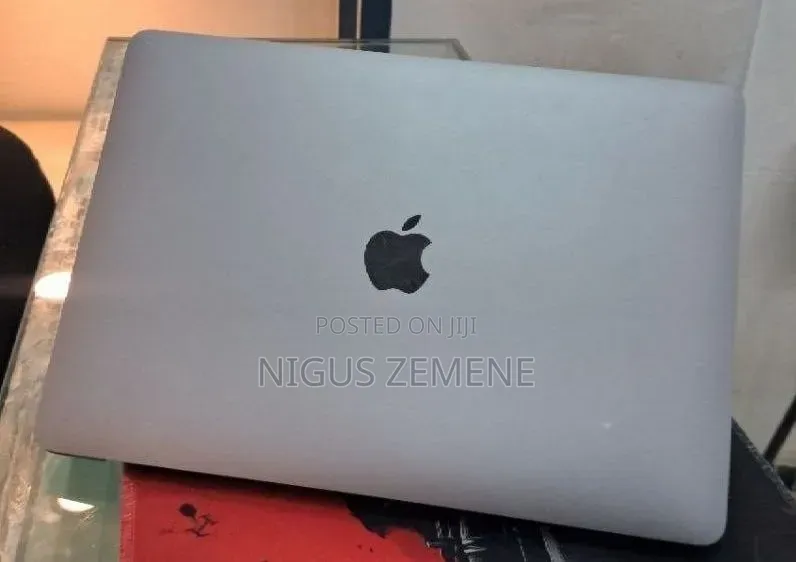 New Laptop Apple MacBook Air 2020 M1 8GB Apple M1 SSD 256GB