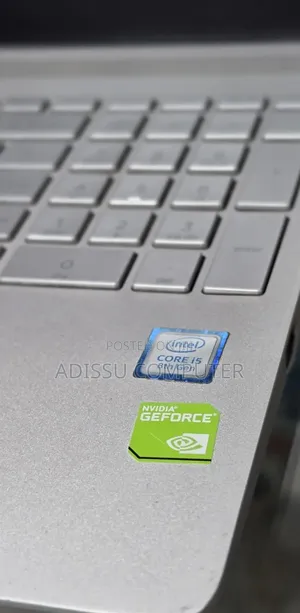 New Laptop HP Pavilion 15 8GB Intel Core i5 SSD 256GB