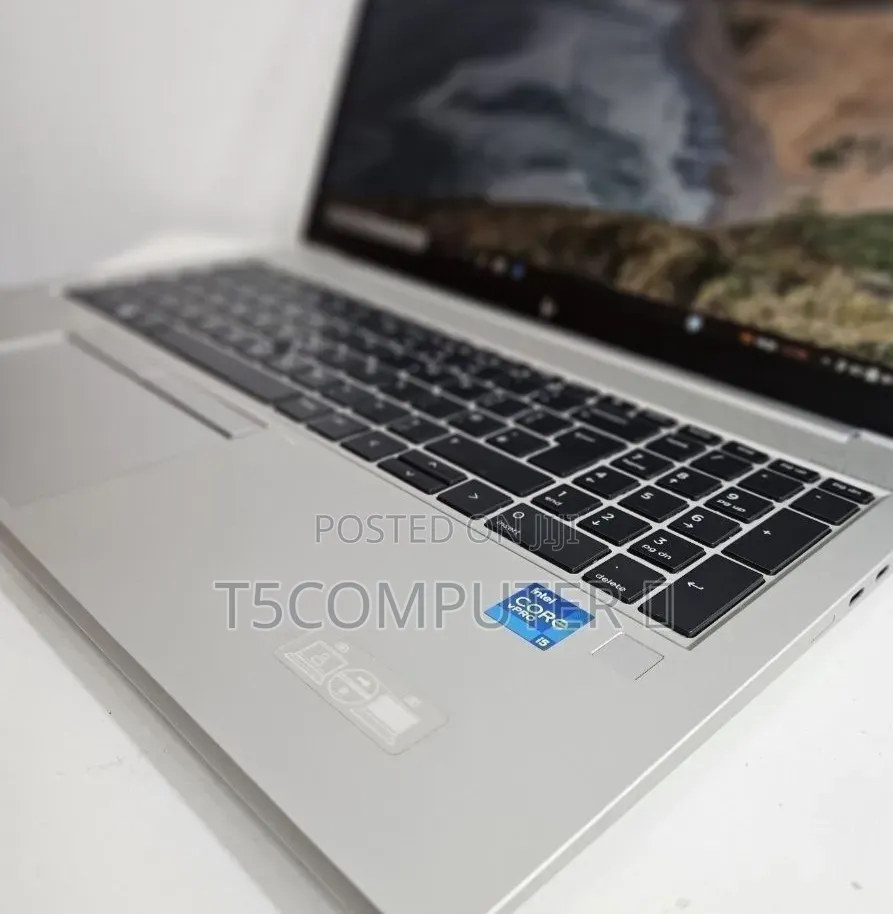 New Laptop HP EliteBook 850 G8 16GB Intel Core i7 SSD 512GB