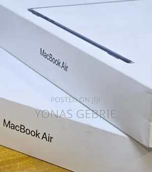 New Laptop Apple MacBook 16GB Apple M5 SSD 512GB
