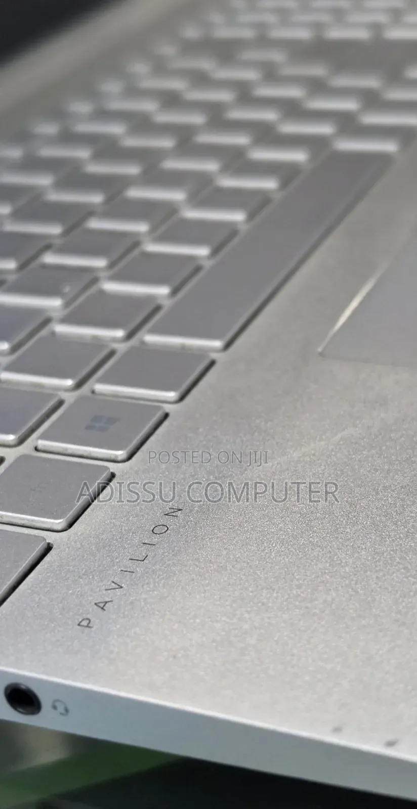New Laptop HP Pavilion 15 8GB Intel Core i5 SSD 256GB