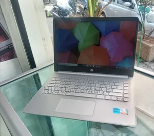 New Laptop HP Pavilion 15 8GB Intel Core i5 SSD 512GB